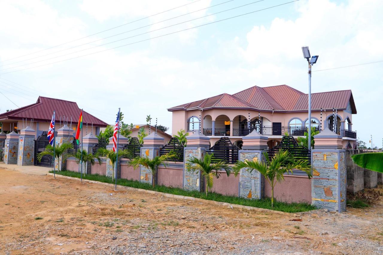 Osaah Bema Lodge Antoa Kültér fotó