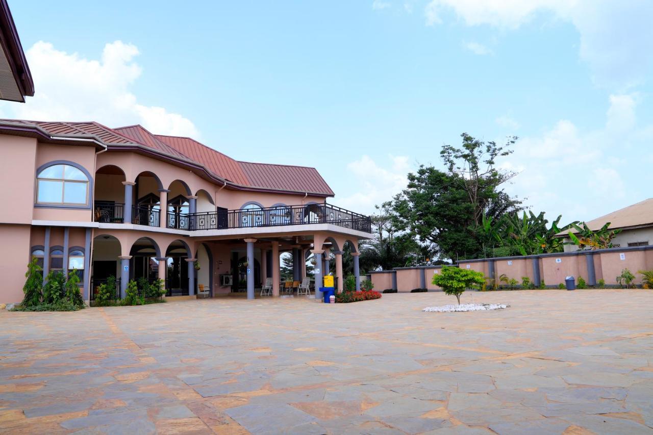Osaah Bema Lodge Antoa Kültér fotó